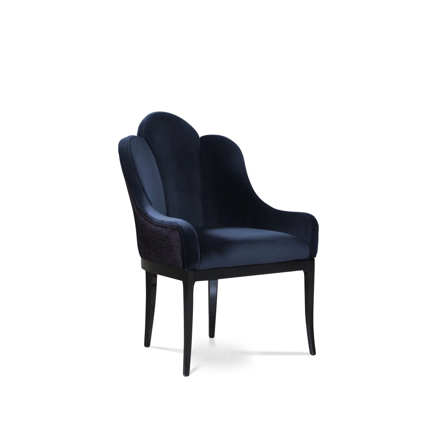 Checking the correct dining chair fit with a two-finger gap behind the knees.