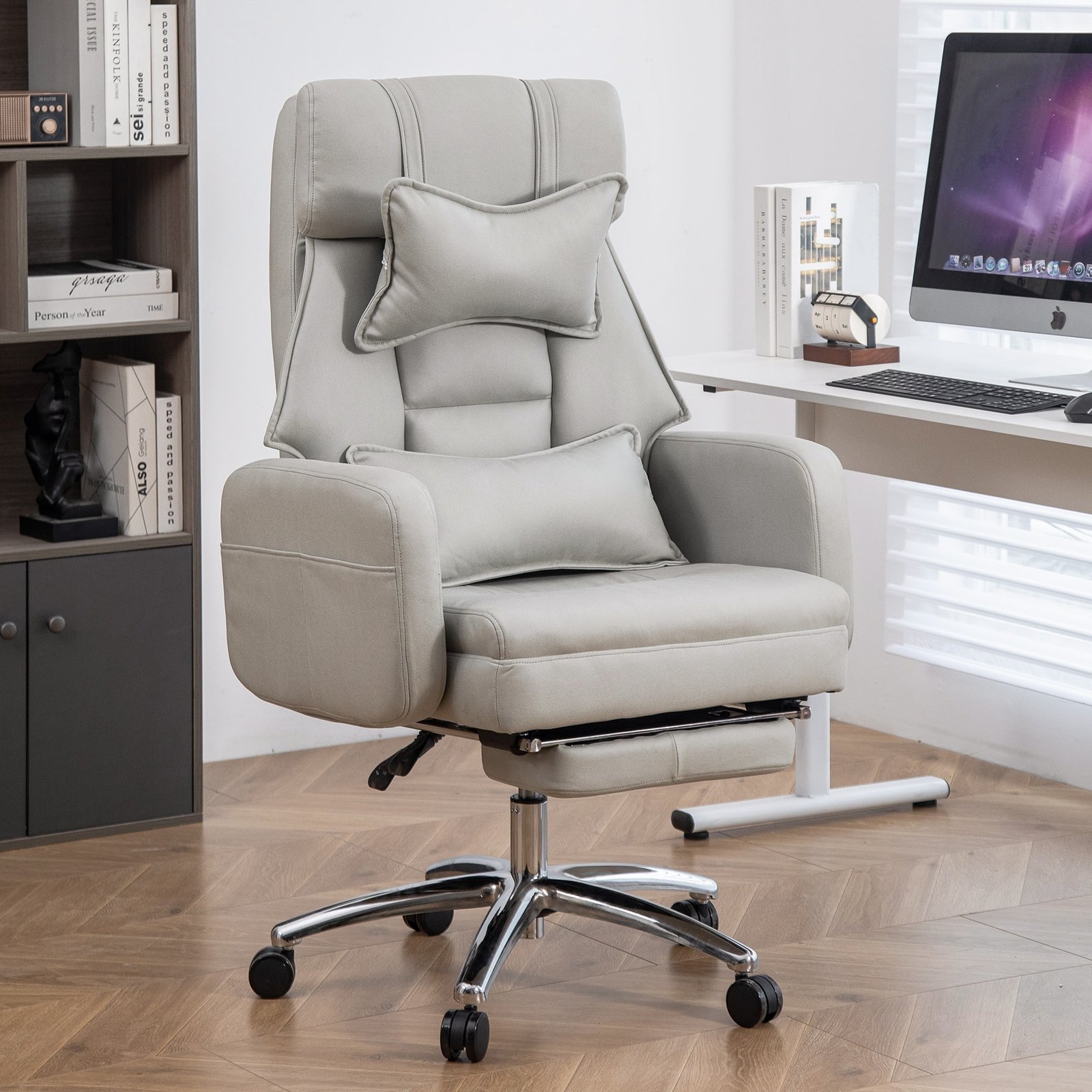 An ergonomic home office chair correctly adjusted for ideal posture and comfort.