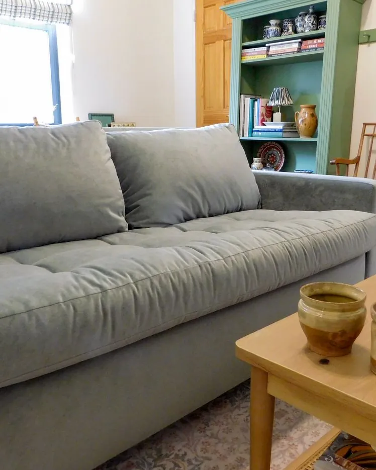 A flat and seamless chair bed surface designed to prevent back pain.